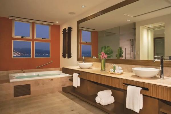 Now Amber Puerto Vallarta Resort & Spa