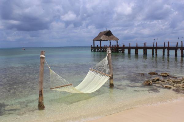 Secrets Aura Cozumel